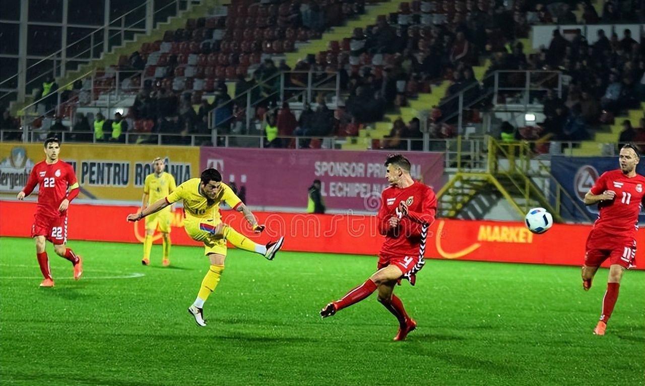 包含里程碑夜！费耶诺德调整名单，中超窗口期刷纪录，赛场秩序良好，医务组通报恢复的词条-kaiyun