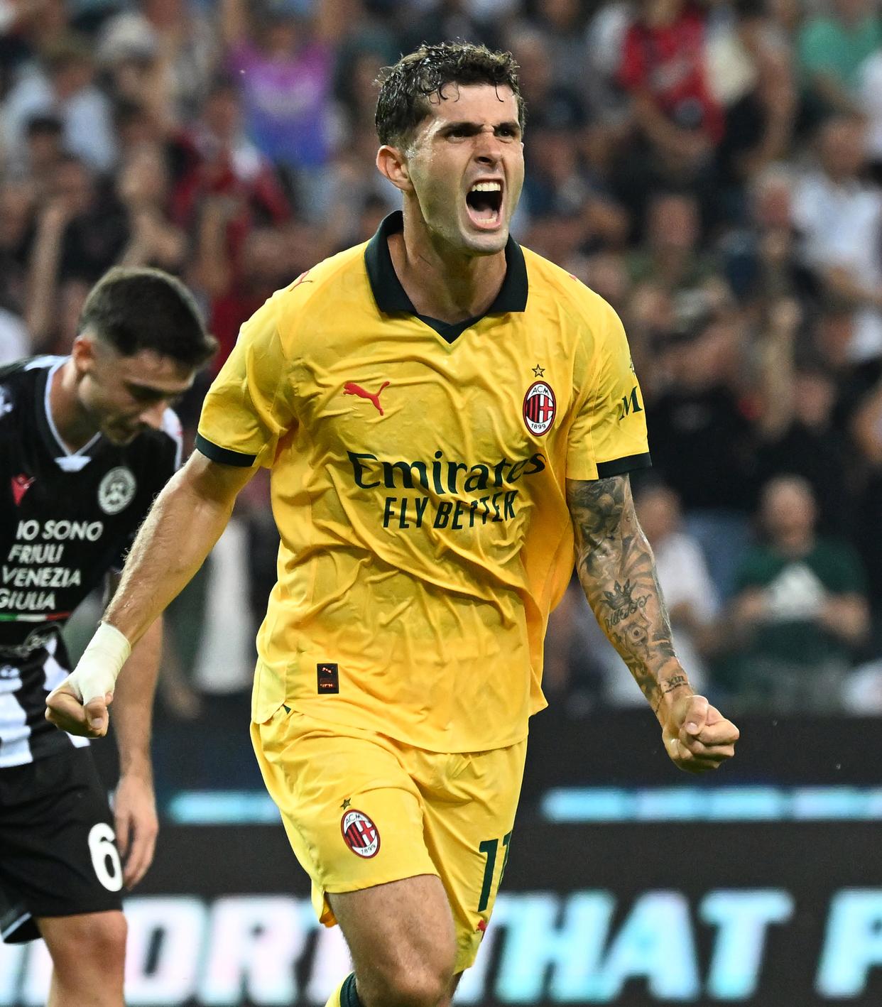 包含AC米兰训练开放日,赛前状态回暖引欢呼,CBA季后赛在即,球队文化再被提及的词条-kaiyun